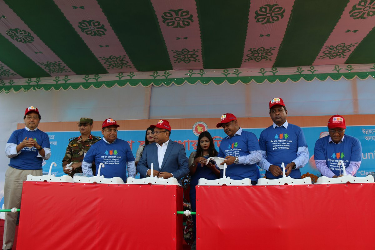 WaterAidBD's tweet photo. 'Clean Hands for All' was this year's theme in order to follow the push to leave no one behind in the 2030 agenda! WaterAid is happy to participate in the celebration of Global Handwashing Day held in Dhaka on 15 October 2019. 
#GlobalHandwashingDay https://t.co/f4ZmZLDuMY