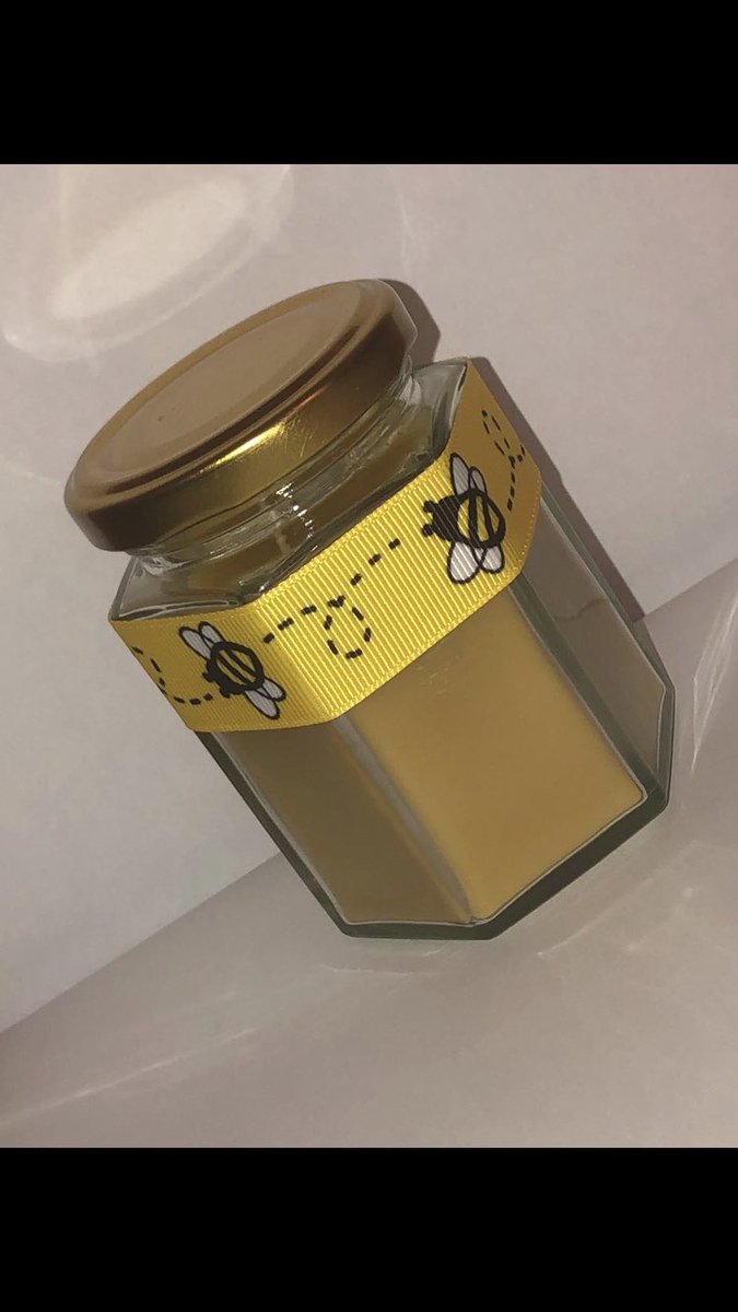 bee_natural_ye's tweet photo. A sneak peak at our first products 👀 https://t.co/T7gEr8IBRB