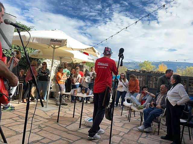 Buenas majetes!! Ayer estuvimos en Cañicosa (Segovia) @tasca_gh disfrutando de un pedazo de vermut y de un pollo asado terriblemente bueno. También queremos agradecer a las gentes de Torreiglesias, Aguilafuente y Torre del Val de San Pedro. Gracias por e… ift.tt/2JqvNrC