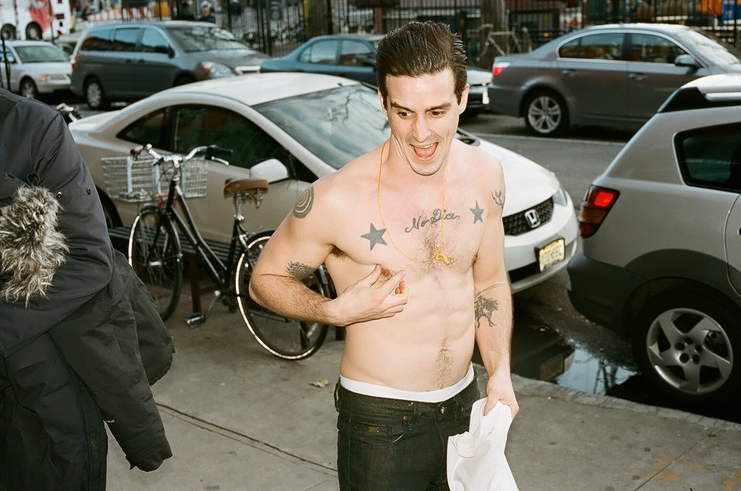 ania 🔪 on Twitter: "i found this picture of james ransone and you all need  to see it too https://t.co/e3Fg0S16oK" / Twitter