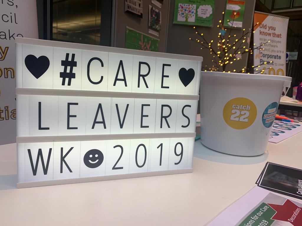 This_Is_Faye's tweet photo. All ready and set for #careleaversweek2019
In Tooley Street foyer Southwark @lb_southwark
We are here all week to talk about #careexperiencedyoungpeople
#corporateparents
#pledgetree https://t.co/Bwk3tQN9NY