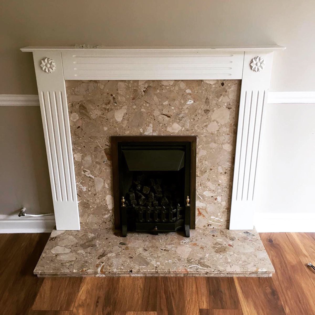 Gas Fireplace installed, with bespoke feature lighting 💡
-
3 Trades were needed to complete this safely and correctly.
-
-
Always use a @gassaferegister engineer.
-
-
-
-
-
-
#fireplace #fire #interiordesign #home #interior #homedecor #autumn #design #fall #electrics #lighting