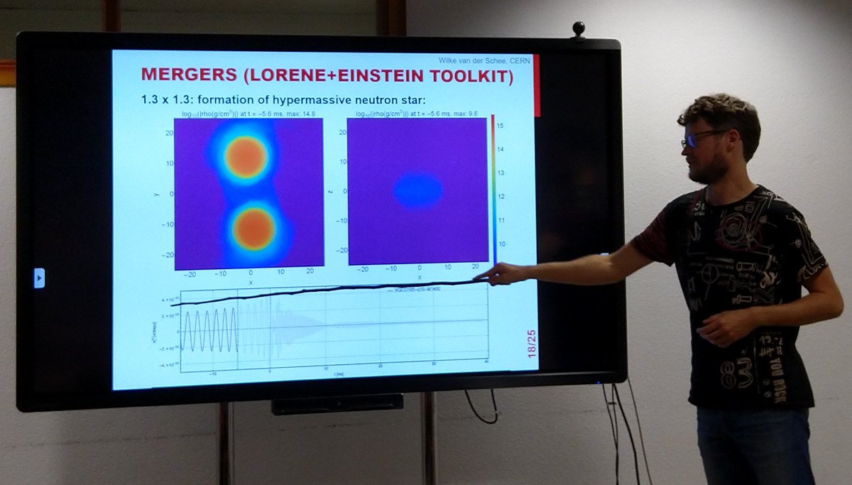 thermalization's tweet photo. Wilke van der Schee @wschee @CERN theory seminar @IGFAE_HEP @UniversidadeUSC on Gravitational Waves from Holographic Neutron Star Mergers #EquationofState #holography #stiff #GravitationalWaves https://t.co/QegkpsZMJz