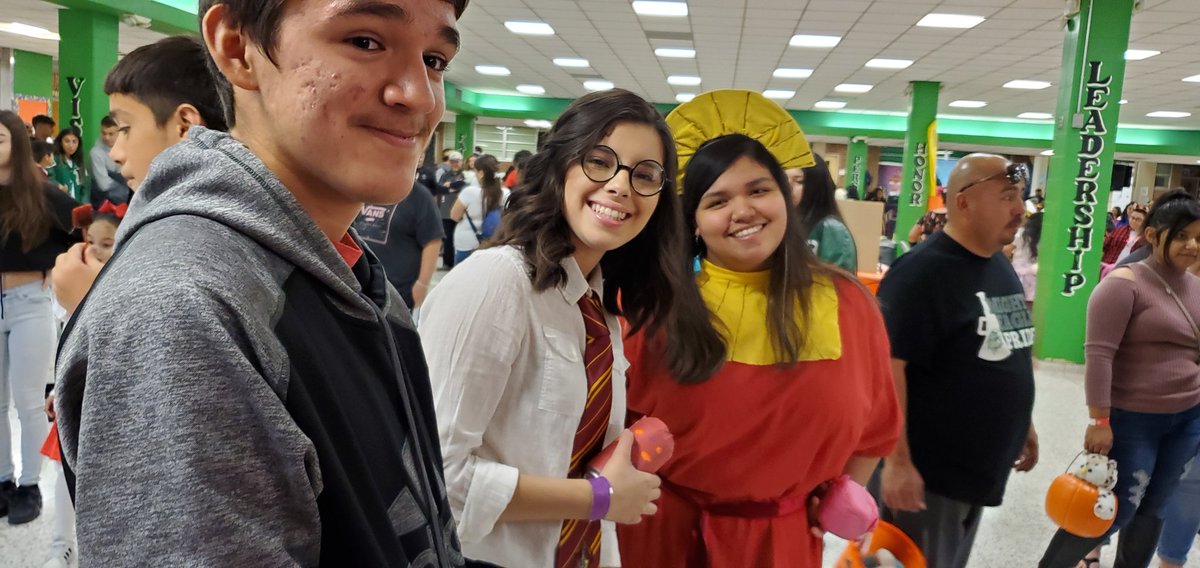 NhhsPasadena's tweet photo. OctoberFest was a great turn out, Thank You to everyone who helped set up and was there for the event :) !! https://t.co/nX8klYQusN