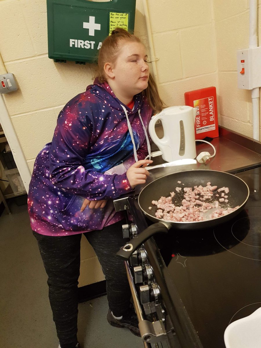 Newshamforum's tweet image. Home made loaded chips for tea tonight! #loadedchips #cookingforall #homecooking
