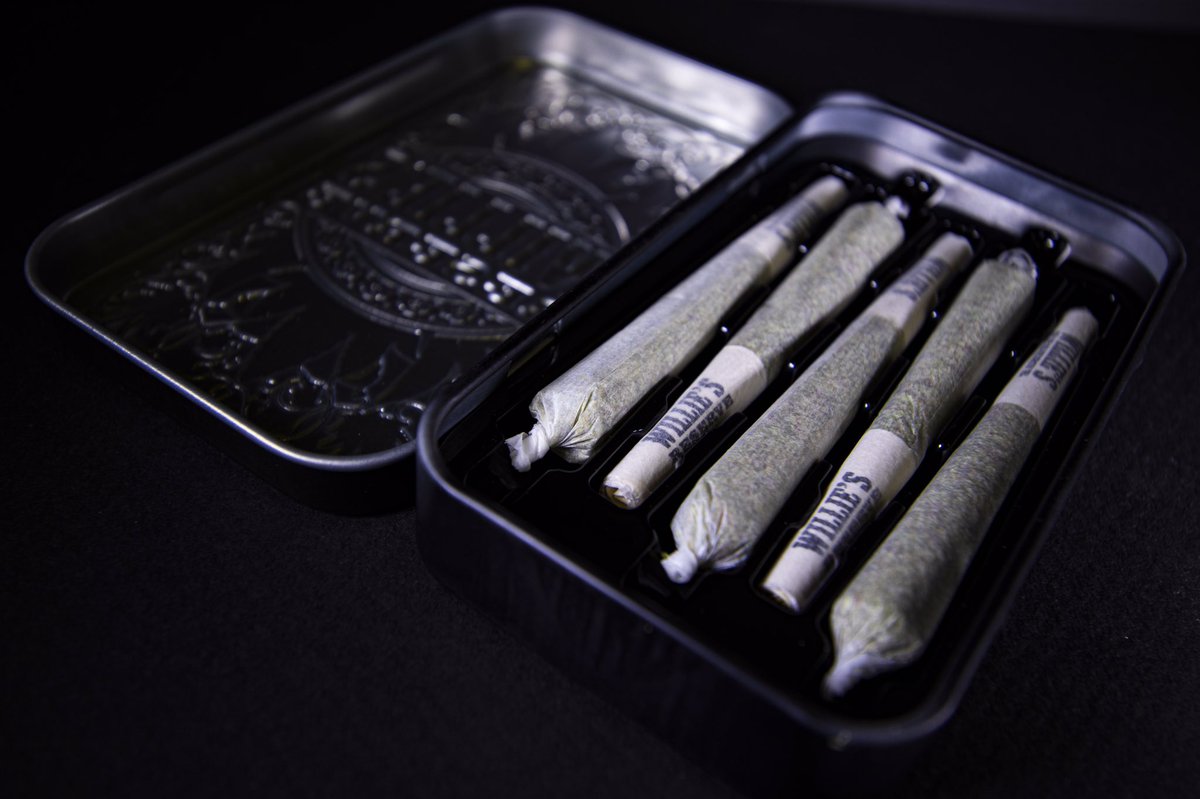 I’m always “Willy High” <a href="/WilliesReserve/">Willie's Reserve</a> #legalineagle #sweetleafpioneer