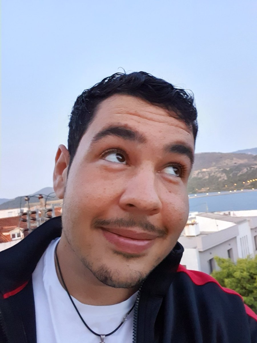 Greekgodx's tweet image. First time nice clothes fit me
 😳
