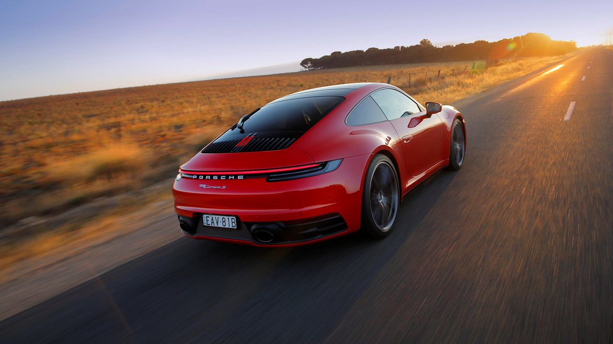 nineelevenone's tweet photo. Los Porsche 911 son los mejores automóviles del mundo, ¿Te gustan? https://t.co/h33m1HCZud