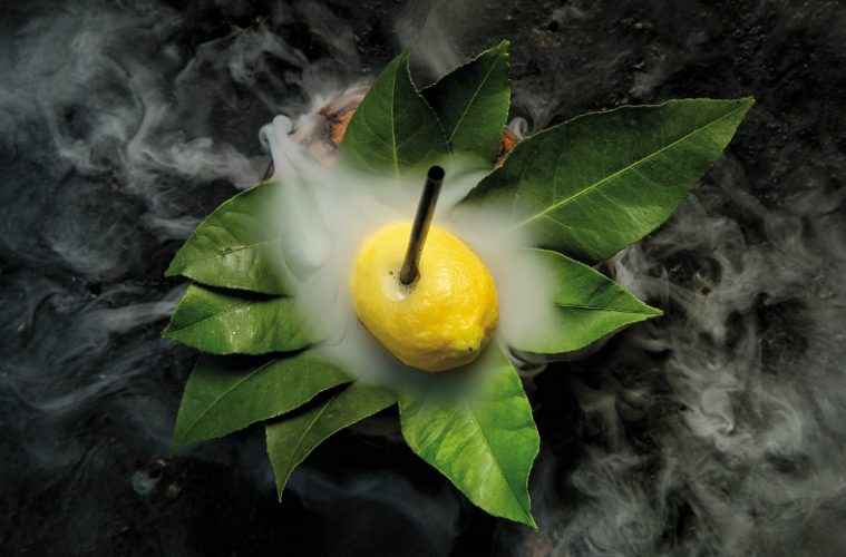 'Limón Son Claret' by Fernando Pérez Arellano. Disfruta de más elaboraciones que incluyen LIMÓN en su composición 🍋👇 pastryrevolution.es/cocina-dulce/d…
cc. <a href="/ArellanoFernan/">Fernando P. Arellano</a> <a href="/ZarandaRest/">Zaranda Restaurant**</a> <a href="/BaibenRest/">Baiben Restaurants</a>