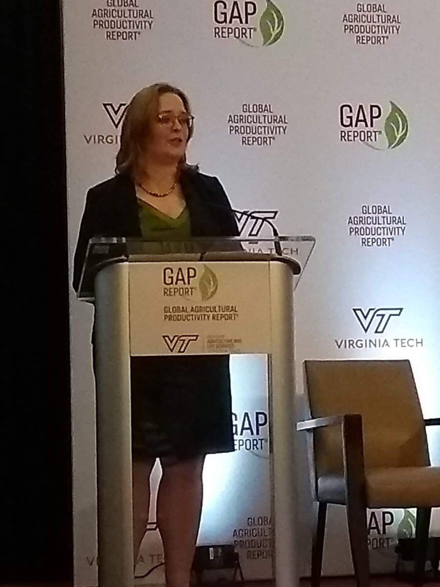 Ann Steensland introduces the 2019 Global Agricultural Productivity Report #GAPReport now hosted by Virgina Tech. Now at #FoodPrize19. HarvestPlus is pleased to be a partner of this important report.
@Ag_Productivity @HarvestPlus @pegwillingham @MBiruri @VTCals