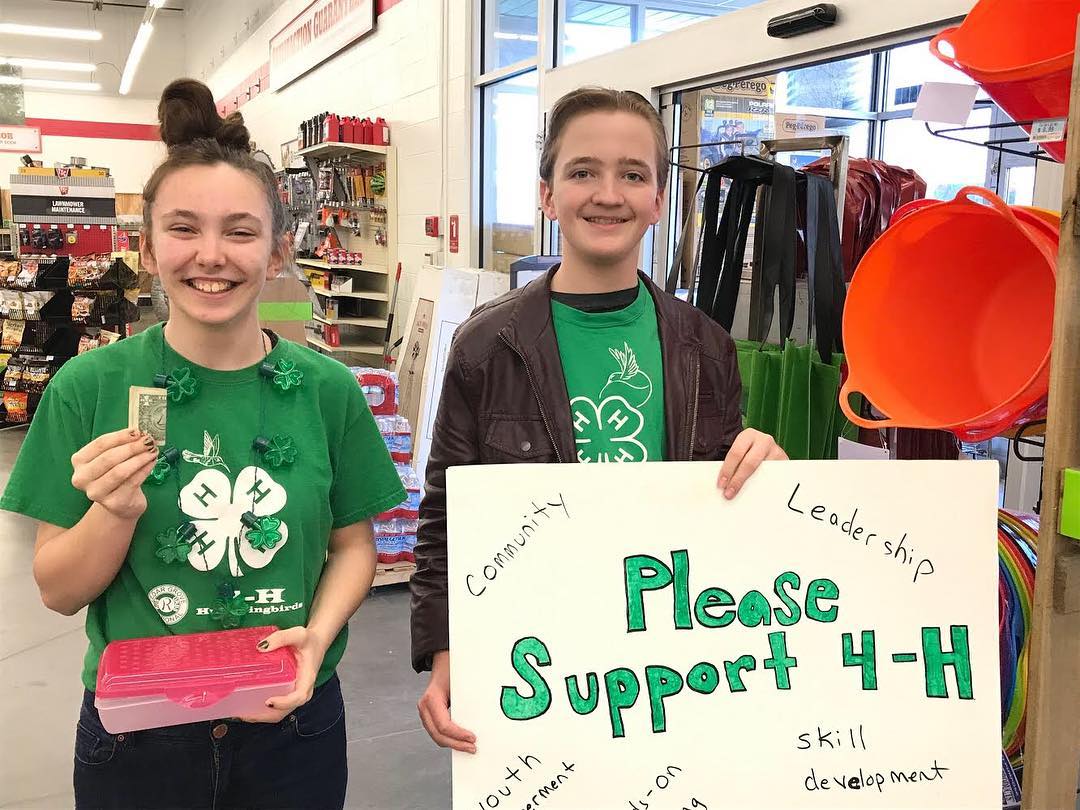 TractorSupply's tweet photo. There’s still time to donate to our @4H Fall Paper Clover fundraiser! Visit your local store or add a donation to your online purchase! Help us #DonateAMillion and break our fundraising goal! https://t.co/XIbNwUjv7r
