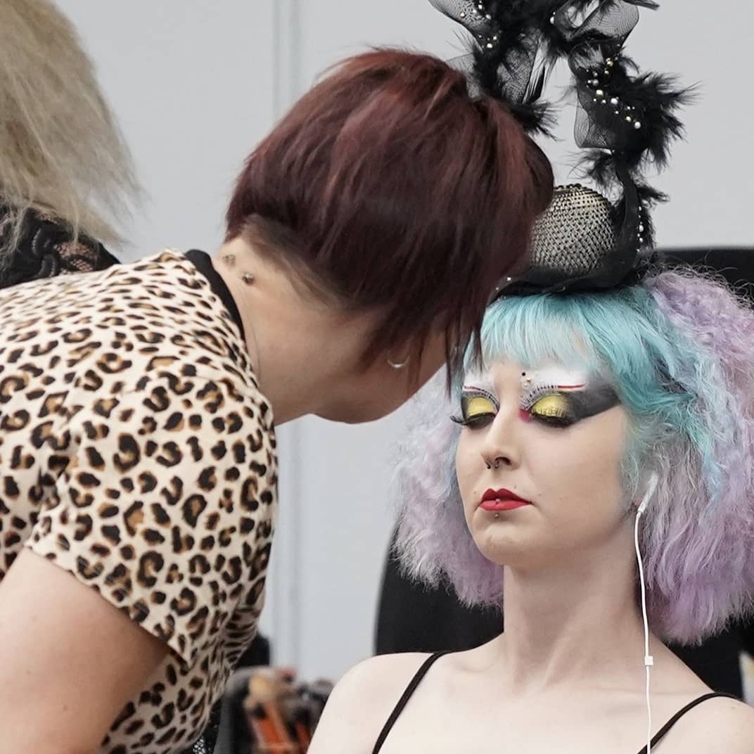 XxroseV's tweet photo. Had an amazing experience at @olympiabeauty for #brushwarscompetition. Congratulations to all the winners, absolutely amazing to see so much creativity in one place. https://t.co/0YfoC4LOqB