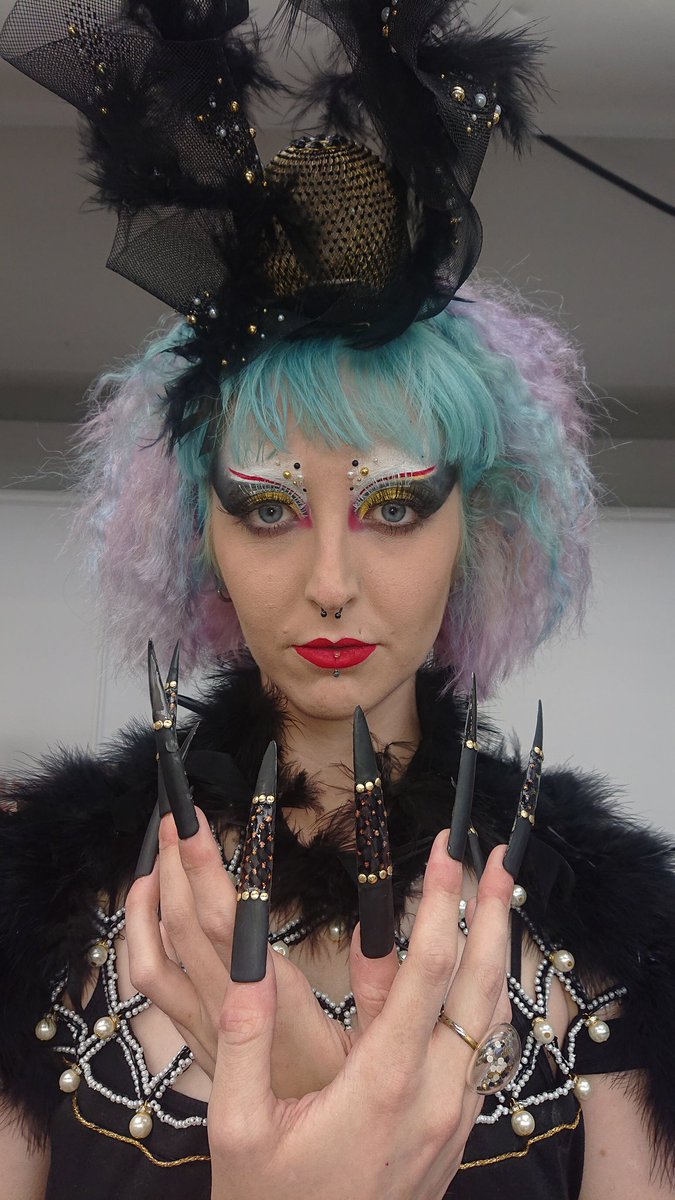 XxroseV's tweet photo. Had an amazing experience at @olympiabeauty for #brushwarscompetition. Congratulations to all the winners, absolutely amazing to see so much creativity in one place. https://t.co/0YfoC4LOqB