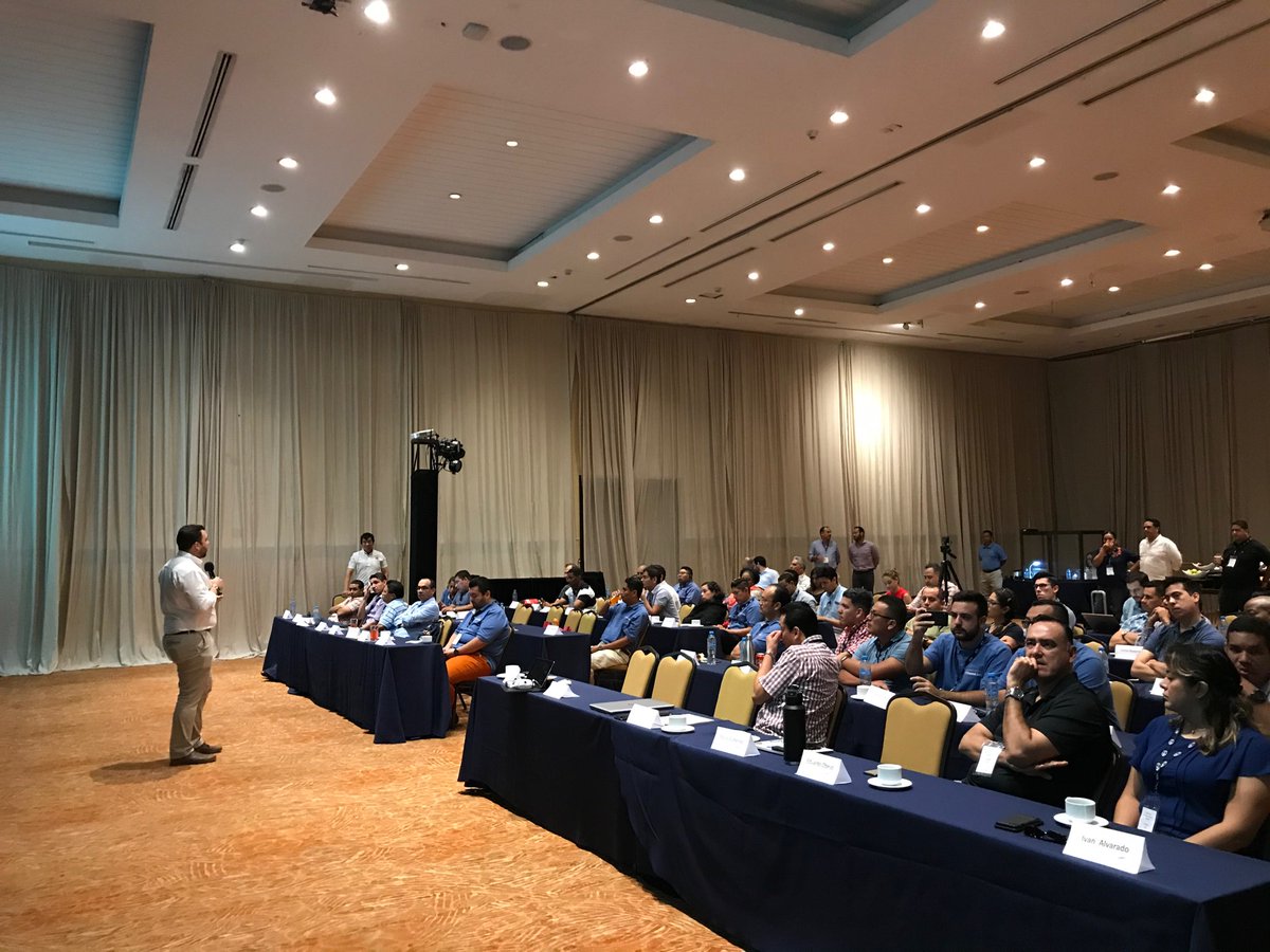 HotSpot_Mexico's tweet photo. HotSpot International at this moment presenting our WiFi Marketing Conference at the IT Summit 2019 / AM Resorts - Riviera Maya. 📡📱💻

We have many surprises for event attendees, stay tuned!

#HotSpotInternational #RGNETs #RuckusWireless https://t.co/4RLYn7CnP1