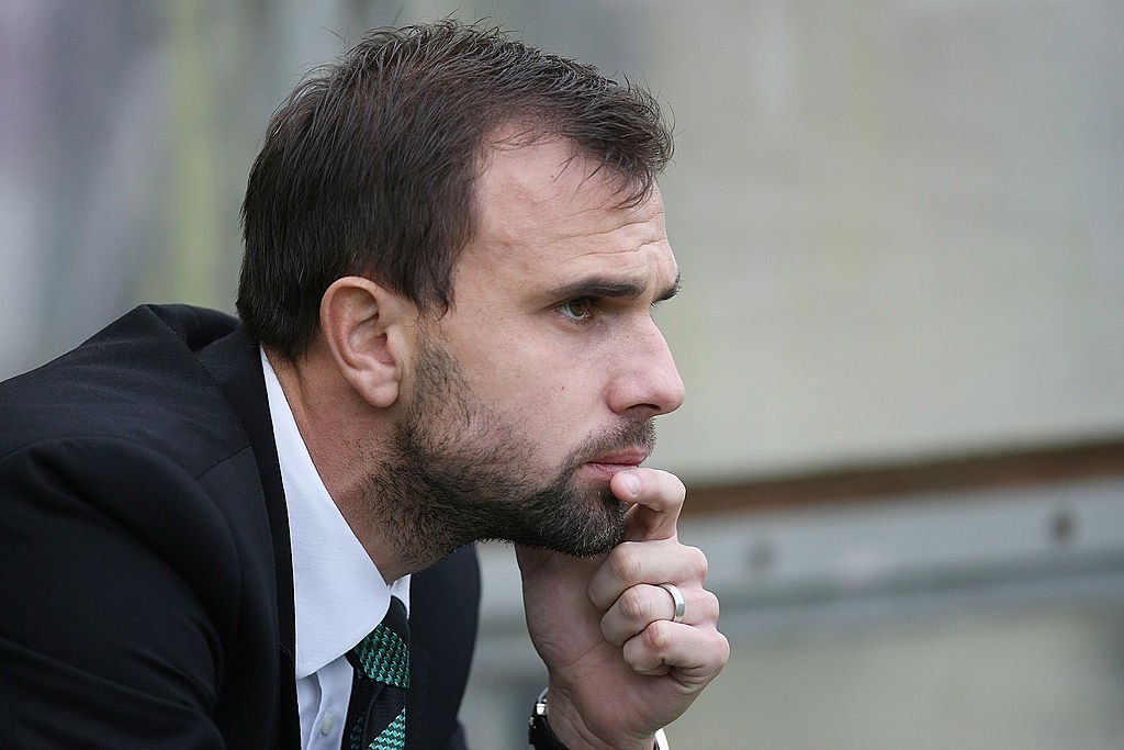 League Two side Leyton Orient have appointed former Plymouth manager Carl Fletcher as their new head coach.

👉 bbc.in/2Bip4vg