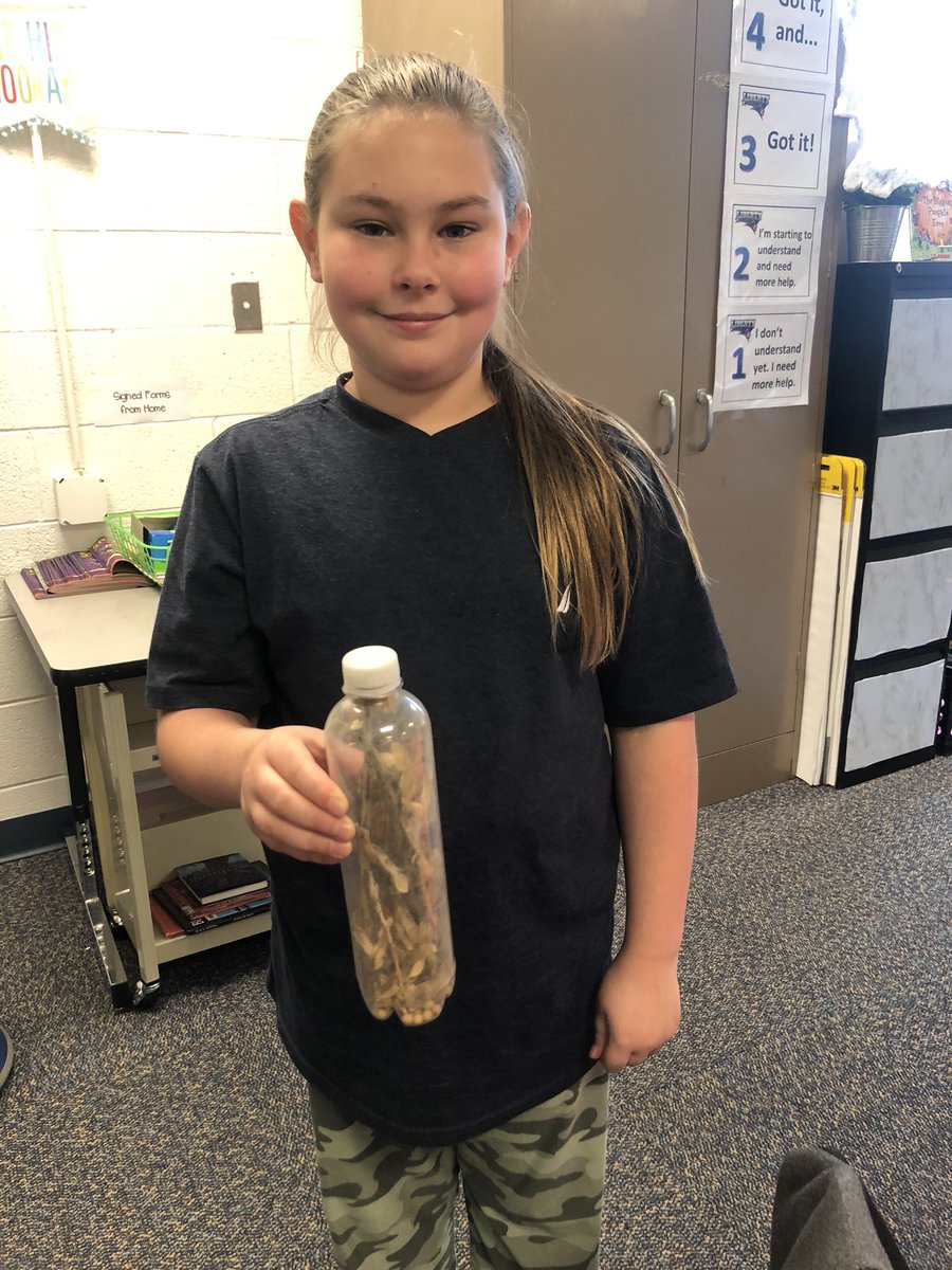 MrsKuipersin4th's tweet photo. Had so much fun learning about the agriculture in Illinois! #Agintheclass @Liberty_D135 #osd135 https://t.co/rOTtatH9kz
