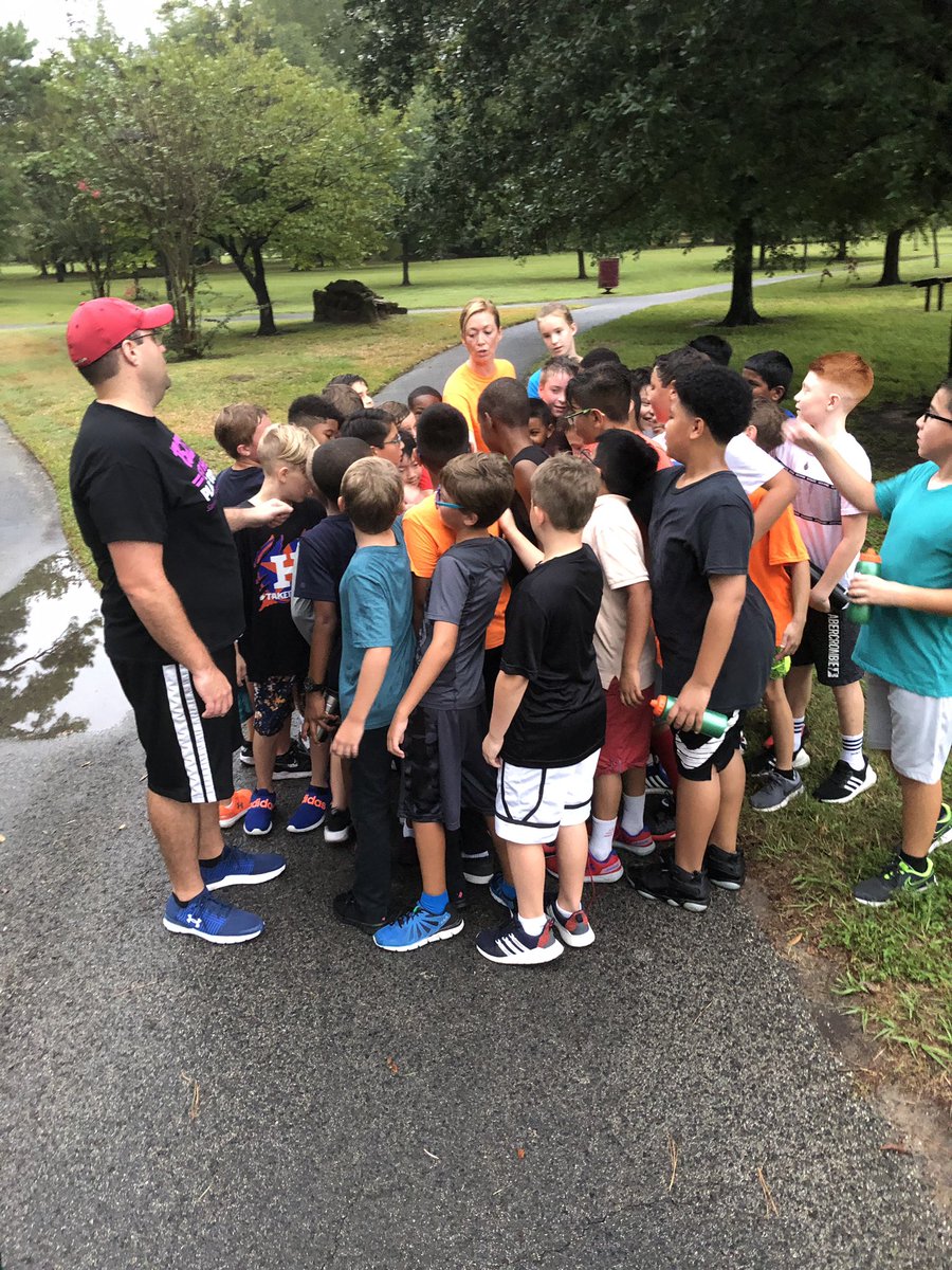 MrsRidleyMS's tweet photo. First Iron Boys workout of the year! We averaged about 1-1.5 miles per kid- all before school even starts! #rockstars #ironboys #runmoorerun @MooreCFISD #bemoore https://t.co/p1BFOiTSRN