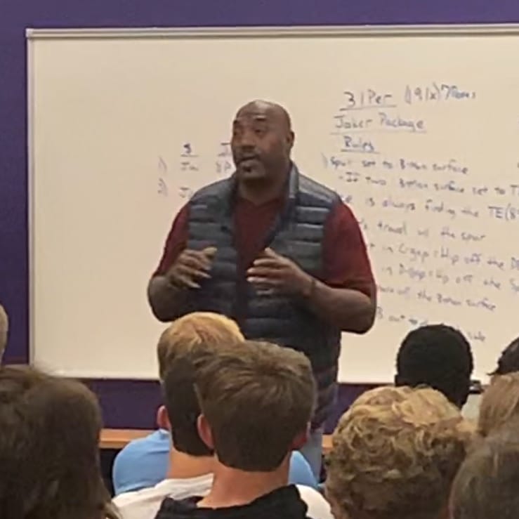 SCFootballHOF's tweet photo. Thanks @PaladinFootball @FUCoachHendrix @CoachWrightC @brianbratton for having @levon_kirkland speak to your players yesterday! #MakingADifferenceThroughFootball #GoDins https://t.co/mLCwgnzmku