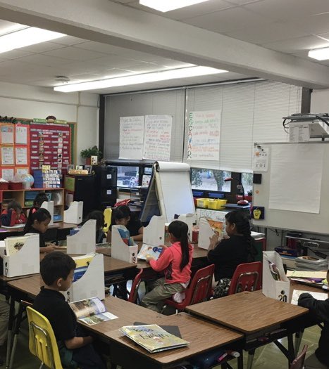 Cochran_Colts's tweet image. Everyday at 8:05, students at Cochran Drop Everything and Read (DEAR)
#coltsrock