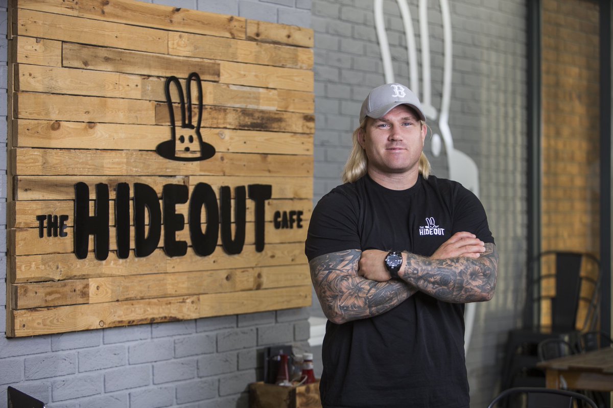 Nice little shoot for @dragonsrugby new magazine at the <a href="/thehideoutcafe5/">The Hideout Cafe</a> 🥧☕️ if you’re at a loose end call in for a breakfast or lunch #cafe #coffee #faceforradio