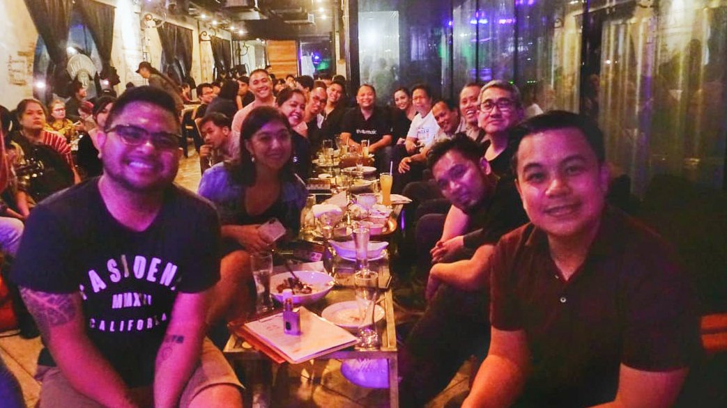 filscap_'s tweet photo. We have some very special guests for tonight. Thank you for coming to support our songwriters! π
#FILSCAPSongwritersNight
#FILSCAPOpenMic
#ivaluemusic https://t.co/PWl23UvML8
