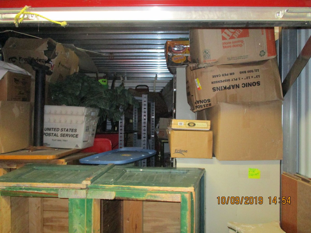 Life Storage #780 in Cumming, GA 30040 has 9 units up for #auction. Items in units include Boxes, Electronics, Tools, Furniture, Luggage, Lamps, File Cabinets, and more.

Signup at StorageTreasures today to start bidding. Auctions end October 24th.

buff.ly/2IRN2Sn