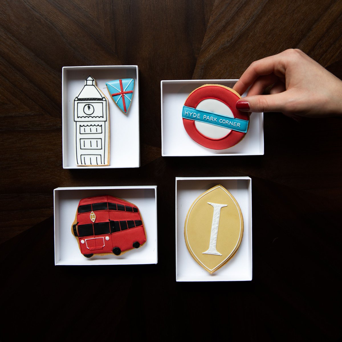 We love our InterContinental London Park Lane inspired biscuits by the talented @biscuiteersltd #InterContinentalLife #Biscuit #London