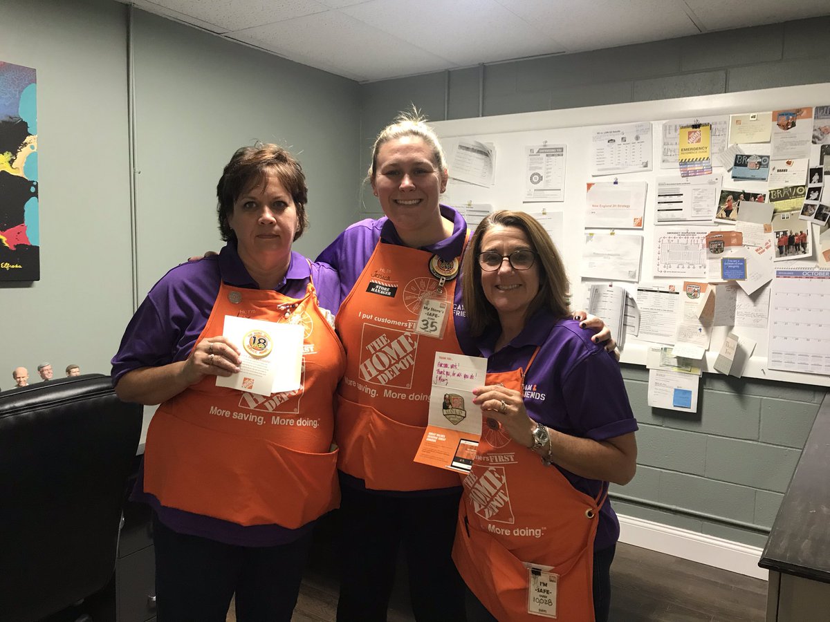 18 years for Liz our Pro DS and Gold for ASDS Lauren!! #congrats #greatjob <a href="/JessicaMeaney3/">Jessica Meaney</a> <a href="/stevenlongmoor1/">Steven Longmoore</a> <a href="/DanielleKida1/">Danielle Dion Korell</a>