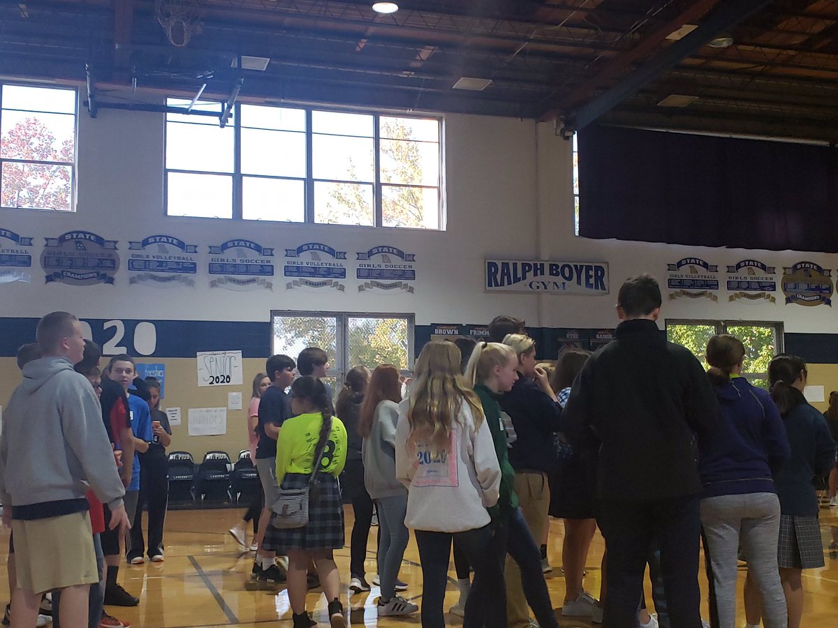 Enjoyed seeing the SPX Ambassadors helping our area 8th grade students begin to make a strong transition to high school.  Topics included learning styles , mental wellness, physical wellness and tips for high school.  Thanks for the invite @kdecostyspx.  Great job Lancers!