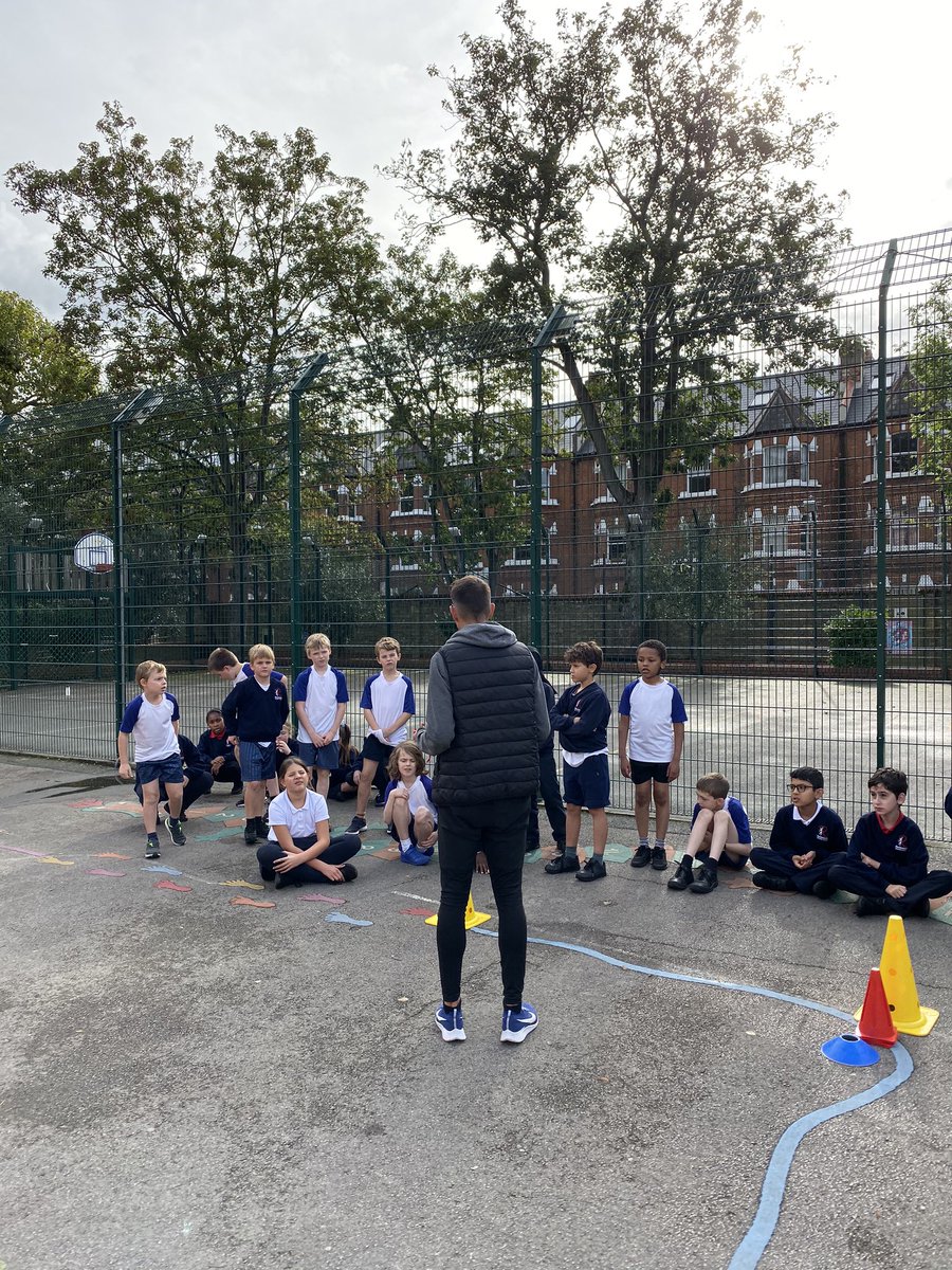 Year fives turn to run with Kevin from @realrunners today