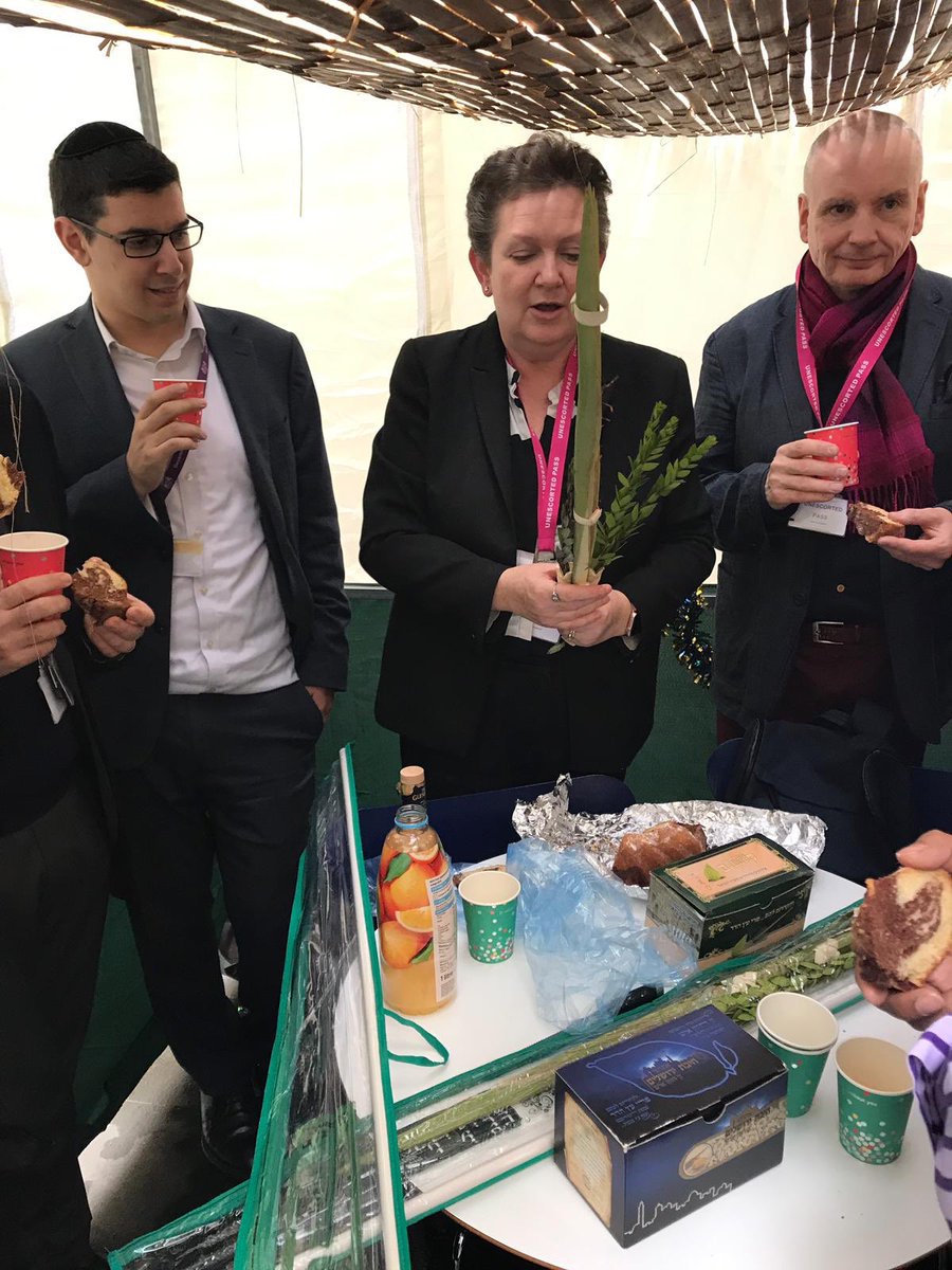TamFinkelstein's tweet image. Thanks @CSJewishNet and @BoardofDeputies for providing the Sukkah.  I enjoyed taking @DefraGovUK colleagues there this lunchtime, to eat cake and learn a little together.