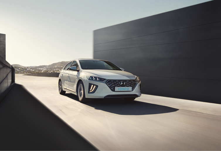 Minstergate Hyundai tweet media