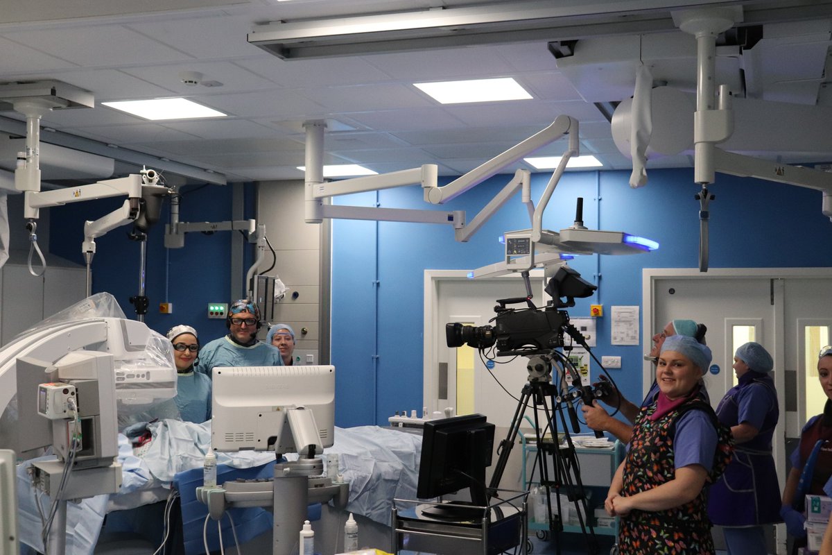 UHNM_NHS's tweet photo. Today @DrDavidWellsIR and his team live streamed a case from Interventional radiology theatre that was broadcast as part of the #transradialmasterclass that took place in Knutsford, showcasing some of the amazing work we do here at UHNM https://t.co/Djnjff9stj