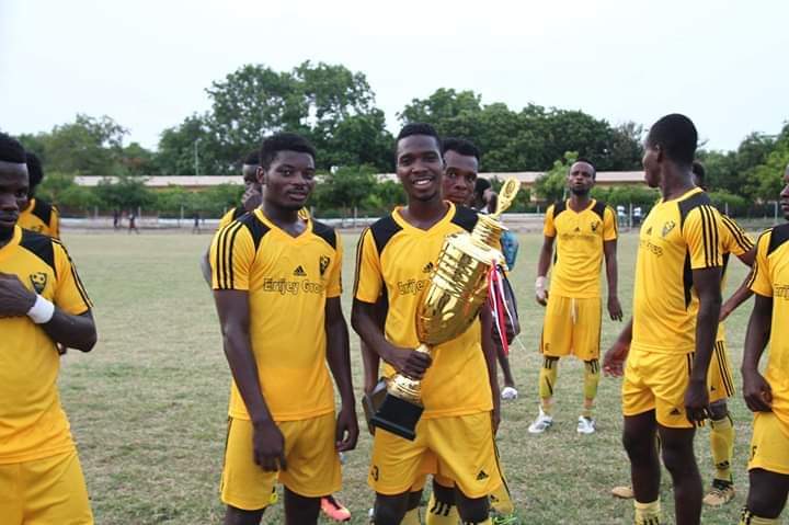 TemaCityFC's tweet photo. We are still the City kings.
#Temarian #Temacity #ThePrideOfTema #NotOverYet #WeOwnTheCity #FootballClubinTema #FootballclubinGhana #TemaCityTV.@sarkodie https://t.co/h9xEs2S7XD