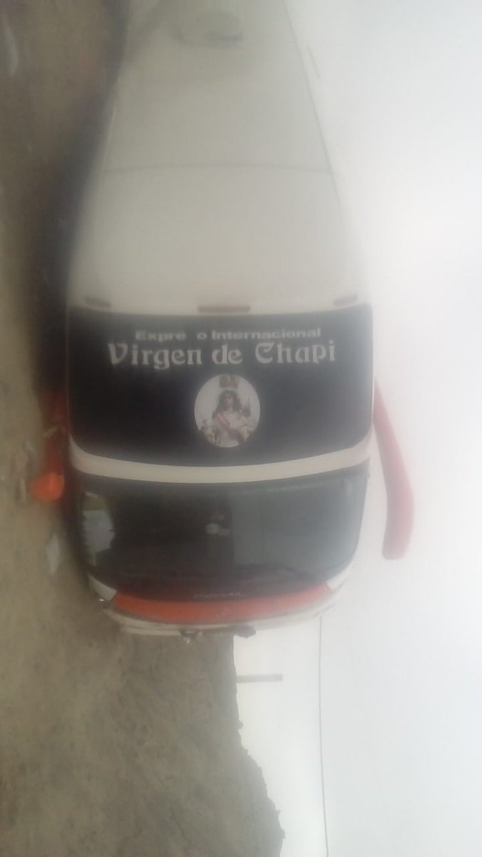 busesamericasur's tweet photo. #UltimaHora #Peru dos de los pasajeros heridos en accidente por volcamiento de bus de la empresa #VirgenDelChapi en #Marcona eran venezolanos así como también su terramozo https://t.co/lCz1JCCJYq