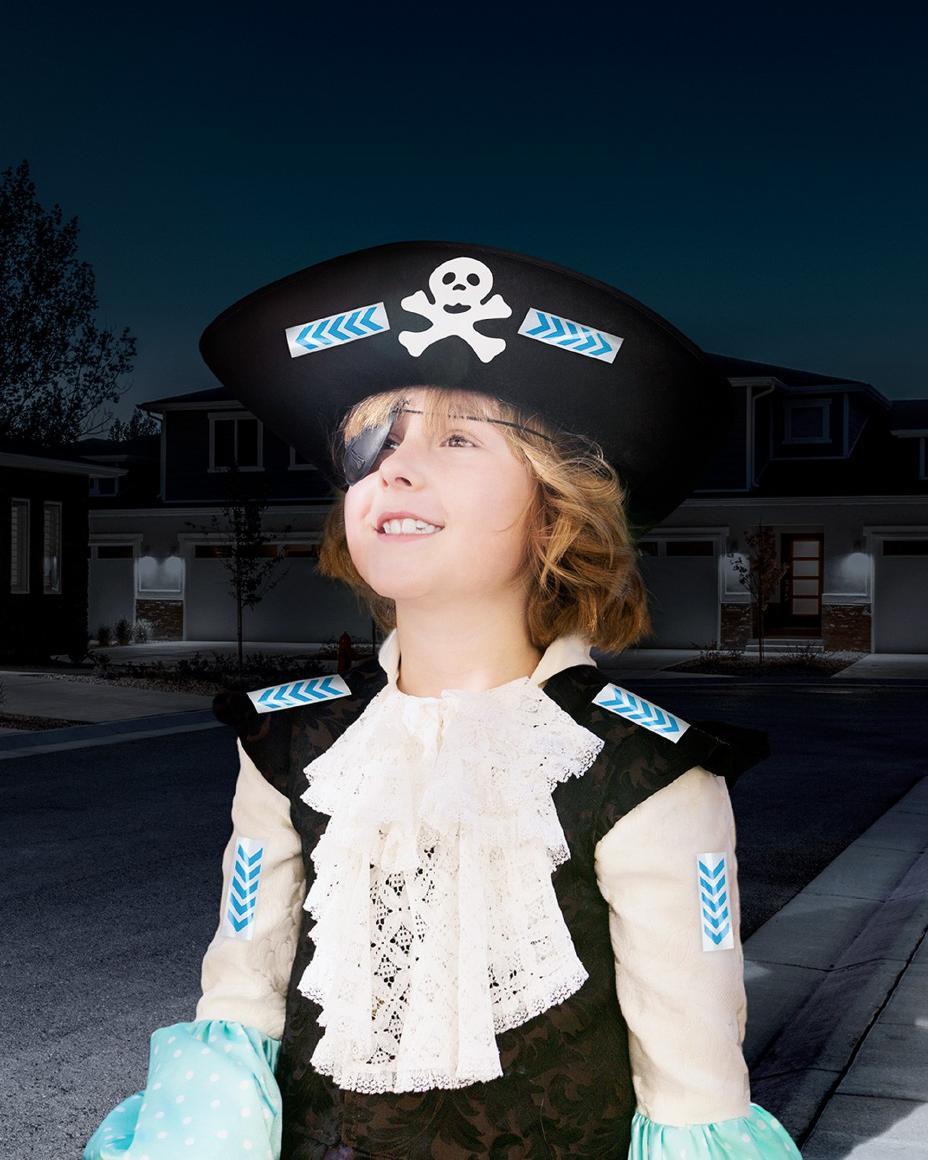 nissancanada's tweet photo. This Halloween, Nissan Canada wants to make the street safer for children with the GlowGuards, fun and reflective adhesive stickers. Now available for free in Canadian Nissan dealerships. #Halloween #Safety #GlowGuards #NissanCanada https://t.co/XismmrgyVP https://t.co/hmQSWss7sC