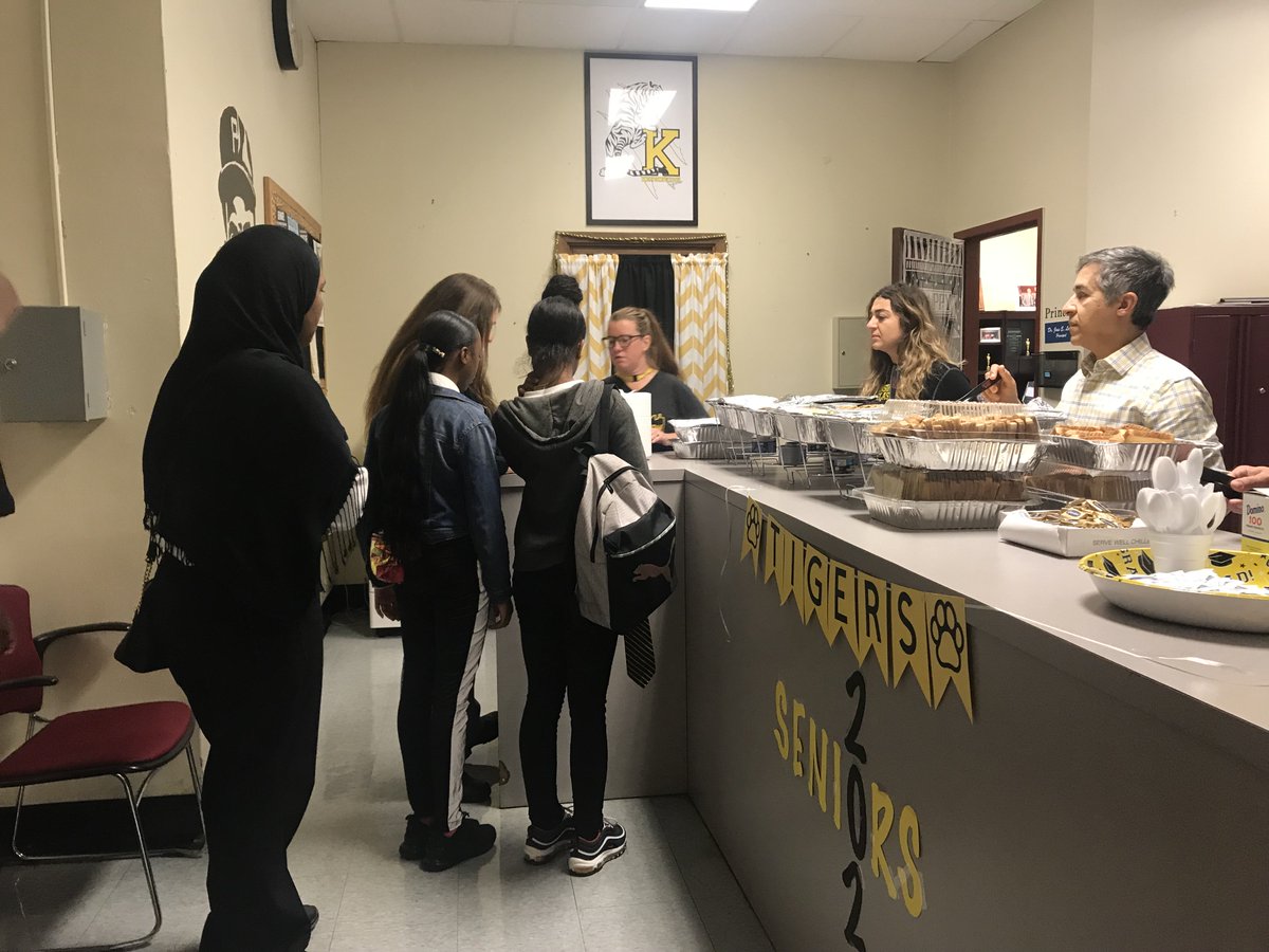 Serving our awesome seniors <a href="/kensingtonhs/">Kensington High School</a> to help them fuel up for the SAT test today! #kensington #kensingtontigers #kensingtonhighschool