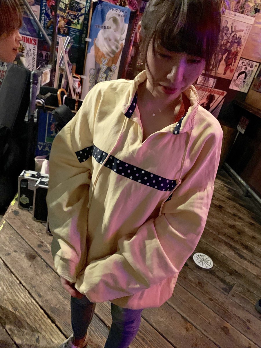 ムカイダー メイ 情報 ファイターは顔が派手だから 羨ましい 服装によってお嬢様みたいになって ライブハウス似合わないって言われるのが嫌らしく いつも 今日はカジュアル って嬉しそうに来るんだけど完全にカジュアル履き違えていて 野外活動 ムカイダー メイ 情報 ファイターは顔が派手だから 羨ましい 服装によってお嬢様みたいになって ライブハウス似合わないって言われるのが嫌らしく いつも 今日はカジュアル って嬉しそうに来るんだけど完全にカジュアル履き違えていて 野外活動