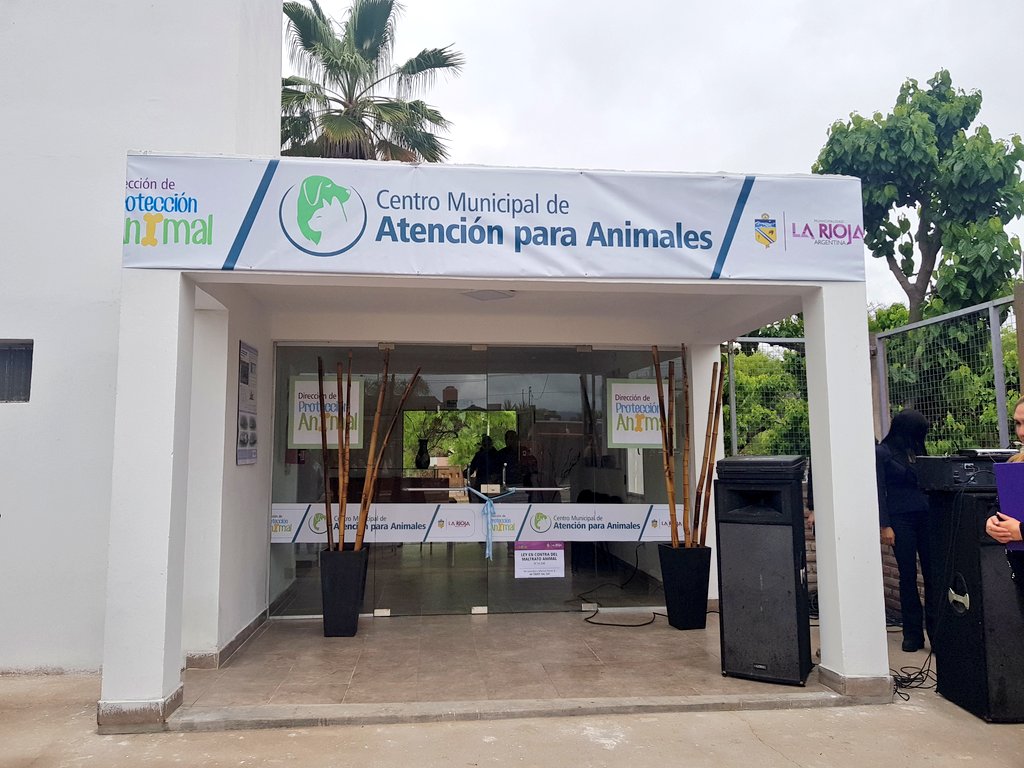 municipalidadlr's tweet photo. El nuevo #CentroAnimal es una institución modelo a nivel regional,desde aquí se podran realizar atención clínica, castraciones, vacunaciones y desparasitaciones de manera gratuita. Un logro importante de la gestión pensando en nuestros animales. https://t.co/VZfH8UBA3B