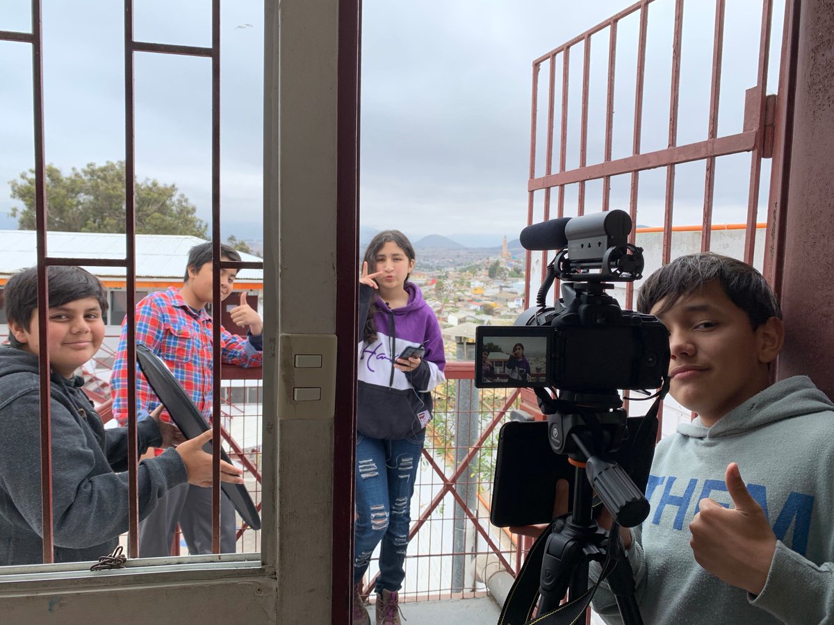Miren 👀 que motivados están Los Creadores de Coquimbo grabando 📹 su video de postulación para el Premio de Talento Digital. Recuerden que estamos en los últimos días de postulación, esperamos sus proyectos hasta el 23 de octubre. 🌐 Ingresa a loscreadores.cl