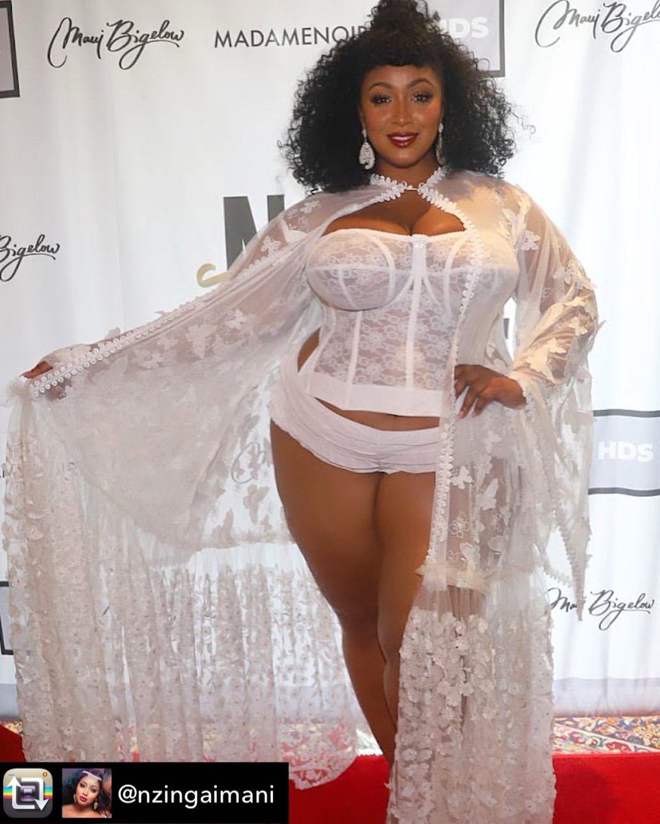 LiviRaeLingerie's tweet photo. About to rock the #RUNWAY •••••
#plus #livirae #plussize #lingerie #beauty #model #nyfw #newyorkfashionweek #curvycon #newyork #plussizefashion #plussizemodel #fullfiguredfashion #fullfigured #fashion #fearless #queen #slay #perfection #imperfect https://t.co/4tvYAMDfS2