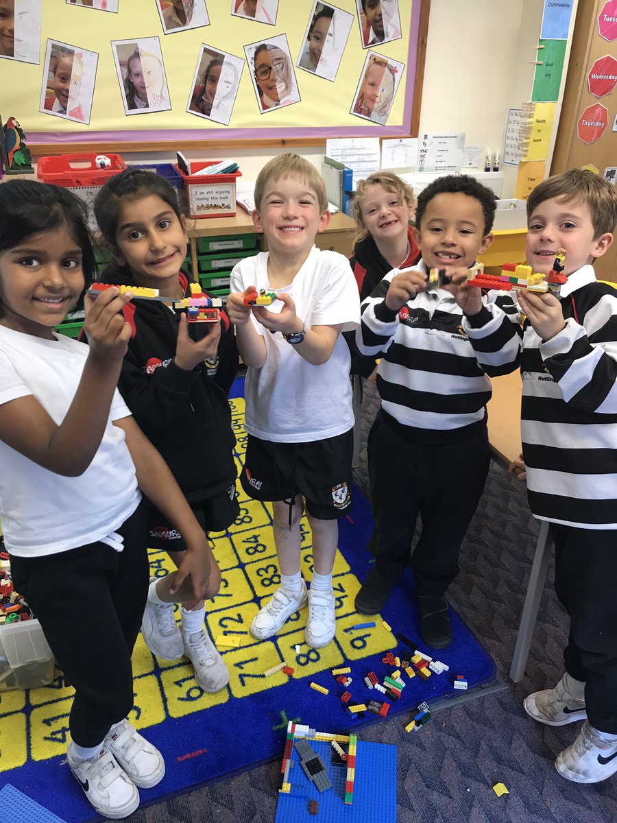 NottsHighIJS's tweet image. 2W have had great fun designing their cars of the future as part of #futureweek #somuchmore 🚘