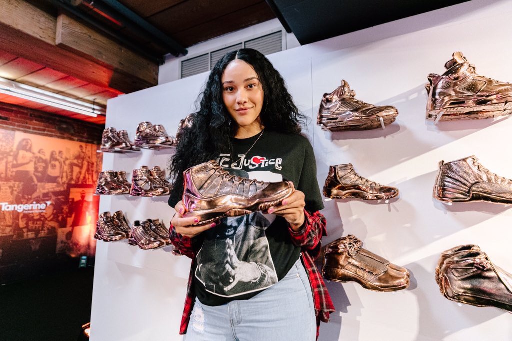 madeforthew's tweet photo. .@NatAchon is back home in Canada and she had a chance to stop by the #NBAGallery to get a sneak peak at a couple exhibits #WNBAKicks https://t.co/vUH2lw2wUI