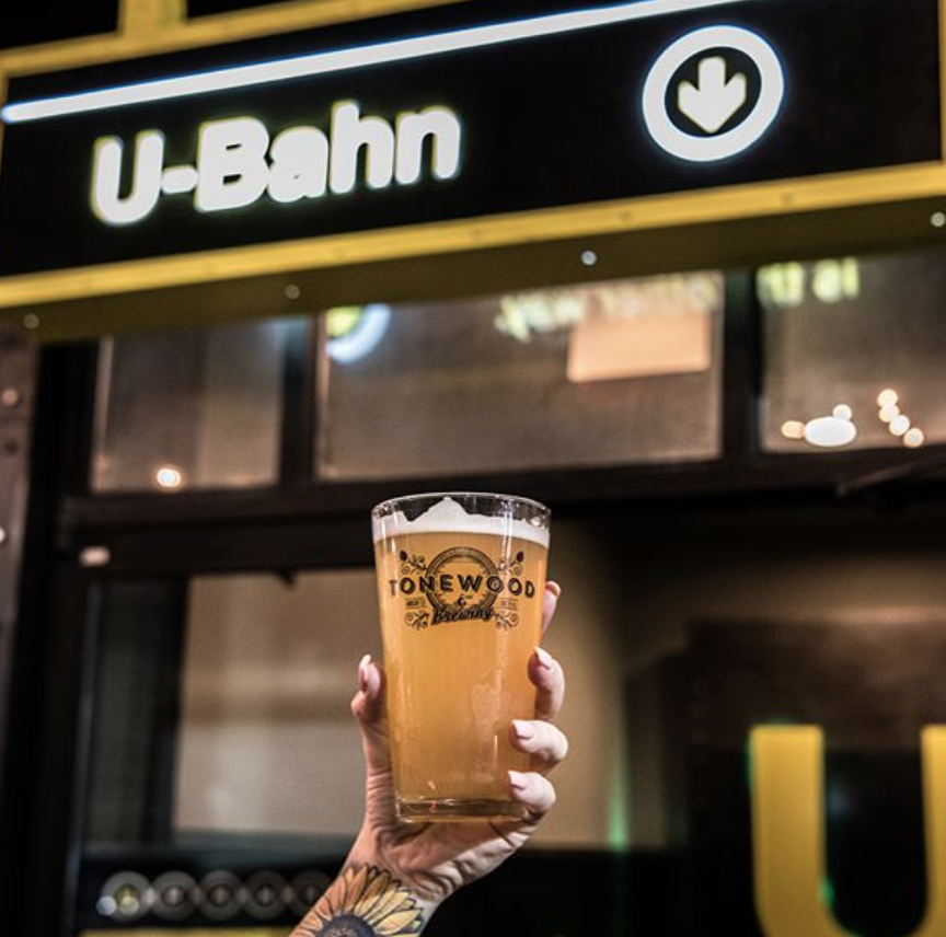 phillyPHIMA's tweet photo. Come start conversations, make new connections, &amp; build personal and professional relationships at @UBahnPhilly! Join us for our next networking event on 10/23 - net proceeds from registration will go to our charitable partner, @BHHNation. 

RSVP: https://t.co/iprbIX1IsC https://t.co/77kfJmoDe6
