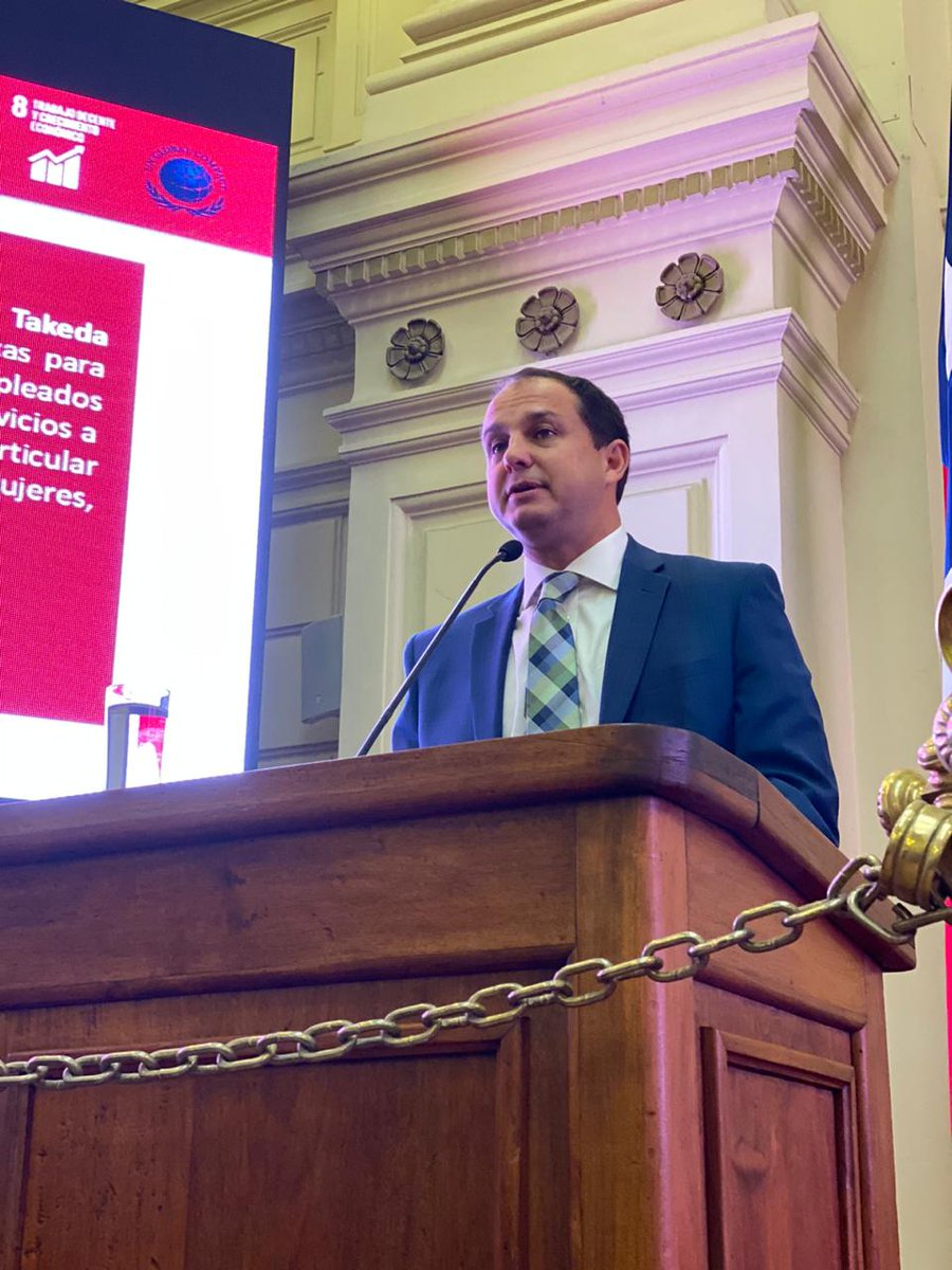 “Chile tiene una gran oportunidad para transformarse en un polo de negocios sustentables“ afirma <a href="/hans_ebeni/">Hans Eben</a> en Seminario de Comunicación Pública para los #ODS.

"Los desafíos son complejos por eso debemos incorporar a todos los actores" #ComunicaciónODS