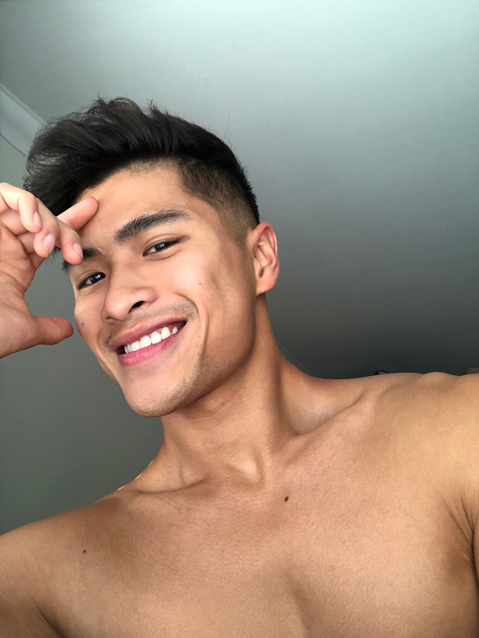 Deniel on Twitter: "စြဲေနပီ…