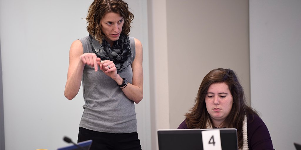 IAReading's tweet photo. Teachers can learn how literacy skills and strategies, such as close reading, can assist in supporting students’ understanding of STEM topics at this @GPAEA workshop. Multiple 2-day workshops are available, beginning with October 3-4 in Burlington https://t.co/akS6bq3Lil https://t.co/6GejL7621E