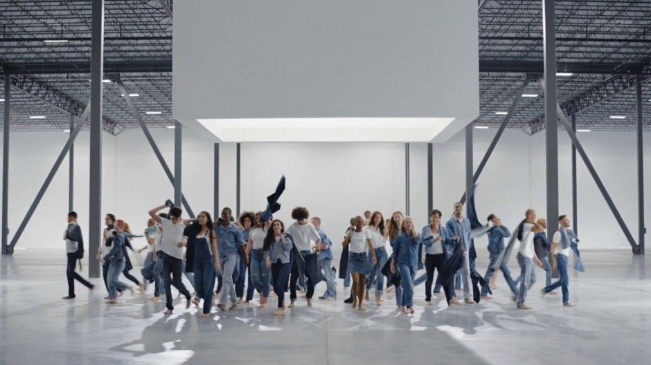 This Fall marks #Gap's 50th year and they are keeping up with the times
buff.ly/2LRrqZf