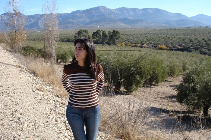 HofstraWindmill's tweet photo. Poet | Translator Raquel Lanseros https://t.co/2horEDhcfx https://t.co/ohlZ75BumG