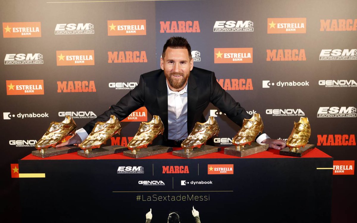 z_yIIV's tweet photo. Neno moja tu kwa jamaa!
#6thGoldenShoe
#15YearsOfGreatness https://t.co/QqNmqQgBfY